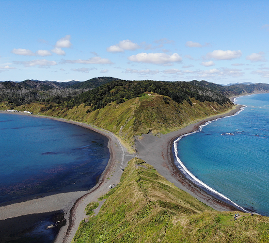 埃夫斯塔菲亚角和蓝湖